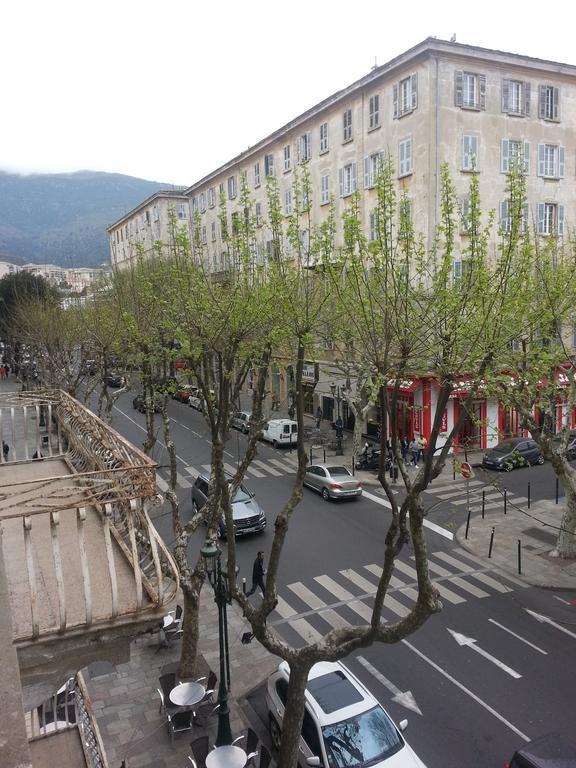 Hotel Univers Bastia  Eksteriør bilde